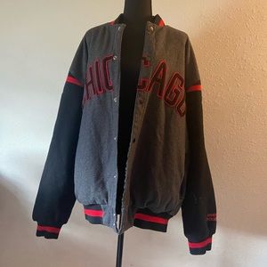Men’s size extra-large Chicago Blackhawks reversible jacket